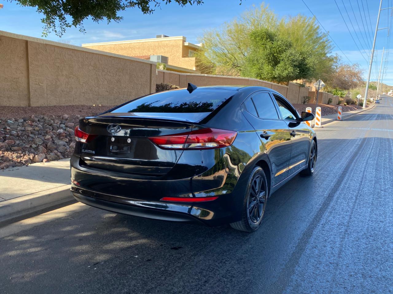 Hyundai Elantra SE 4D Sedan 2017