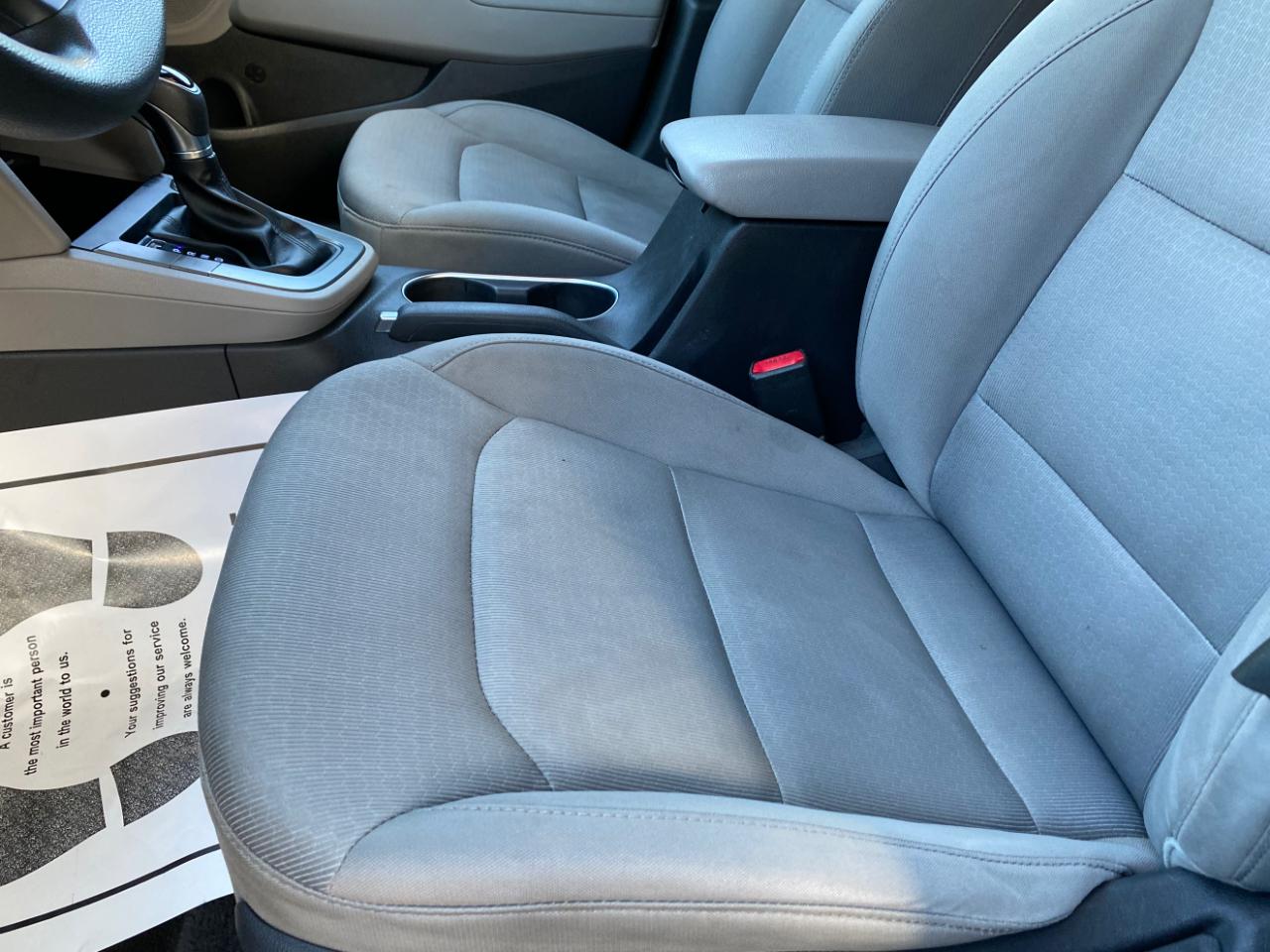 Hyundai Elantra SE 4D Sedan 2017