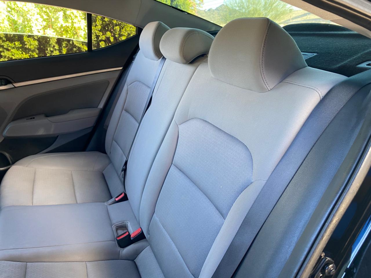 Hyundai Elantra SE 4D Sedan 2017