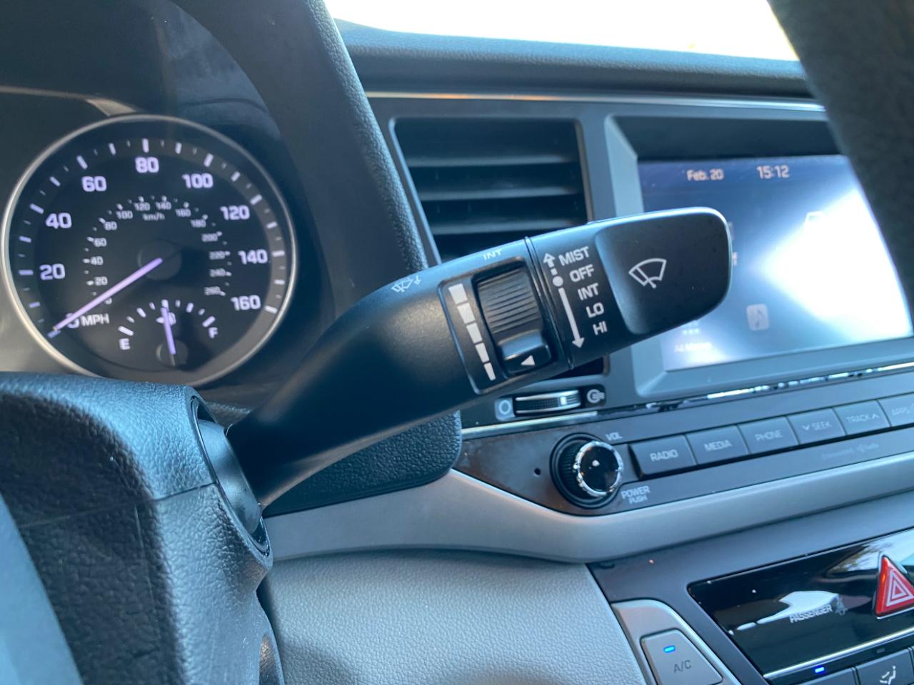 Hyundai Elantra SE 4D Sedan 2017