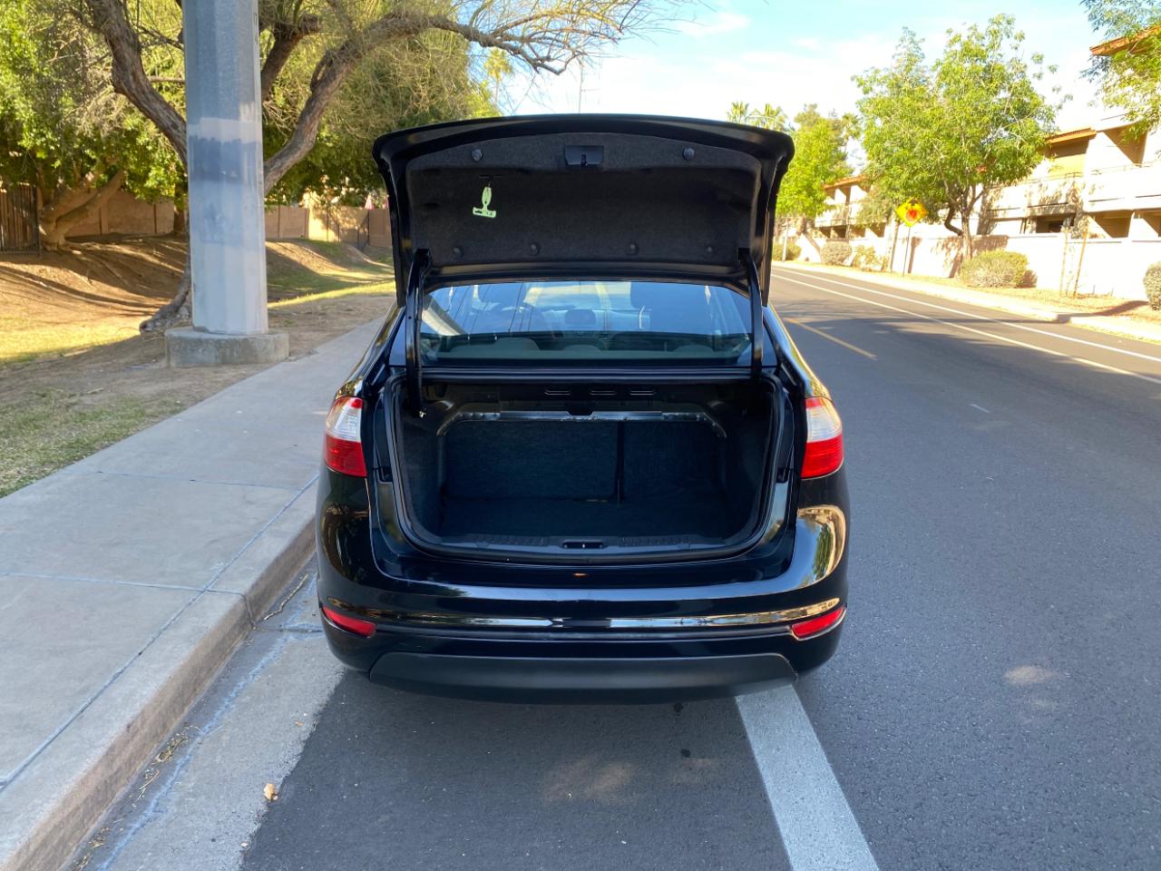 Ford Fiesta SE Sedan 2019