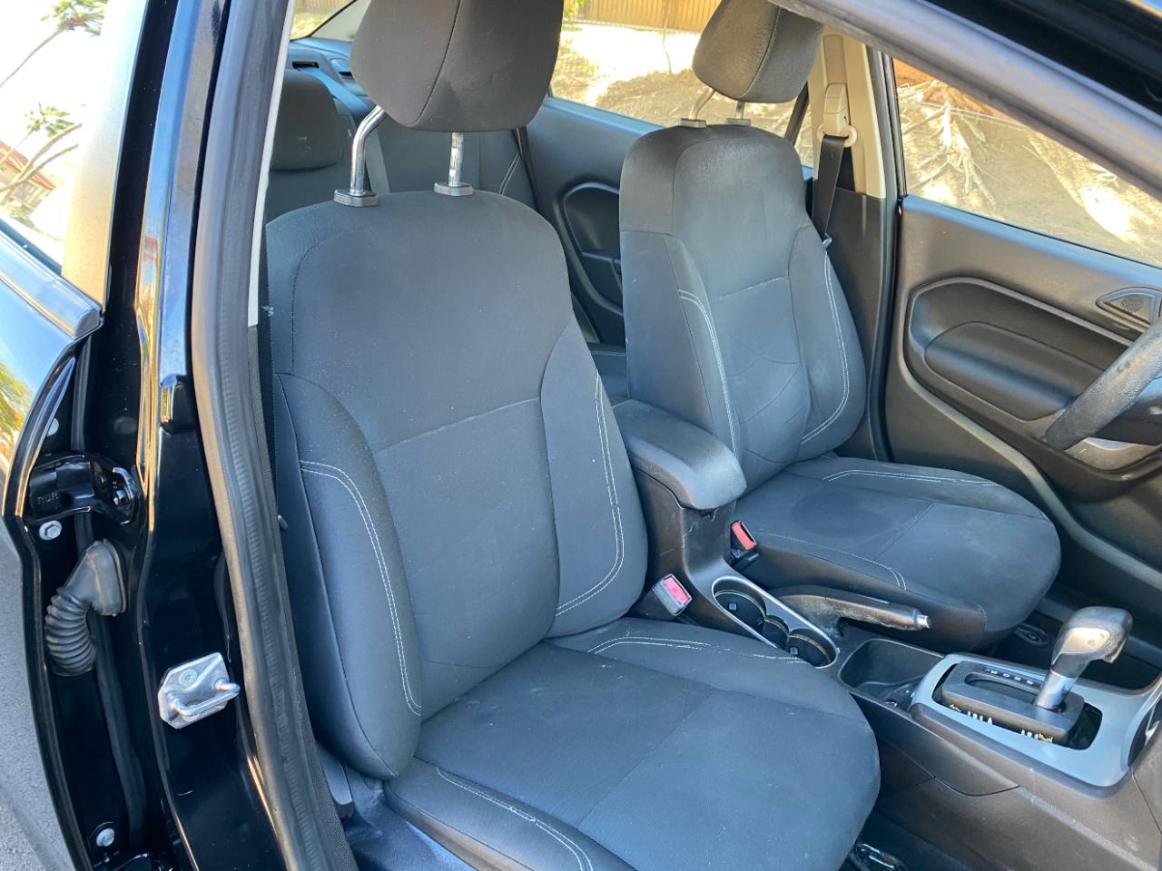 Ford Fiesta SE Sedan 2019