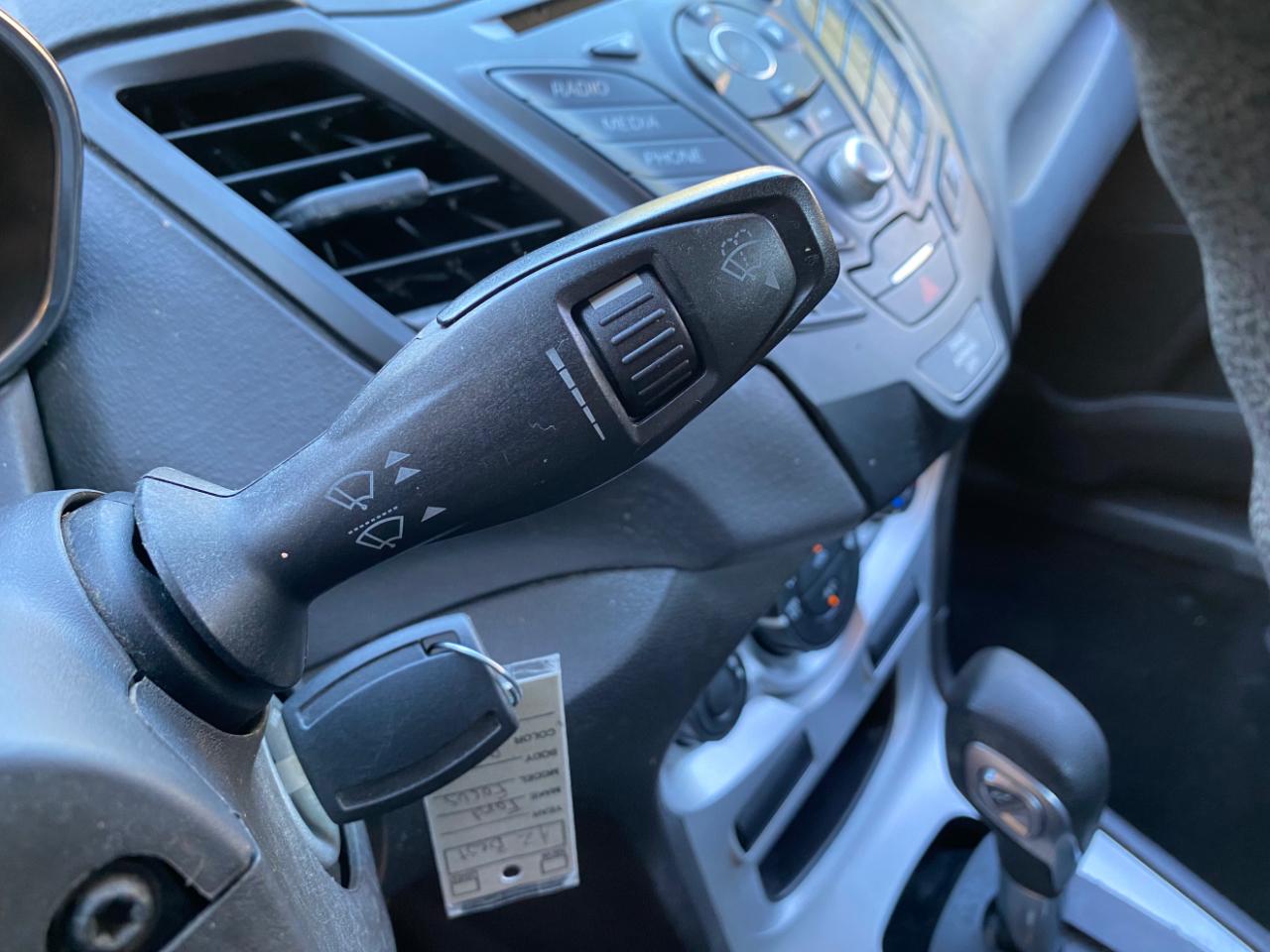 Ford Fiesta SE Sedan 2019