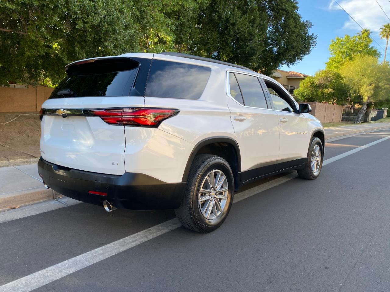 Chevrolet Traverse FWD 4dr LT Cloth w/1LT 2023