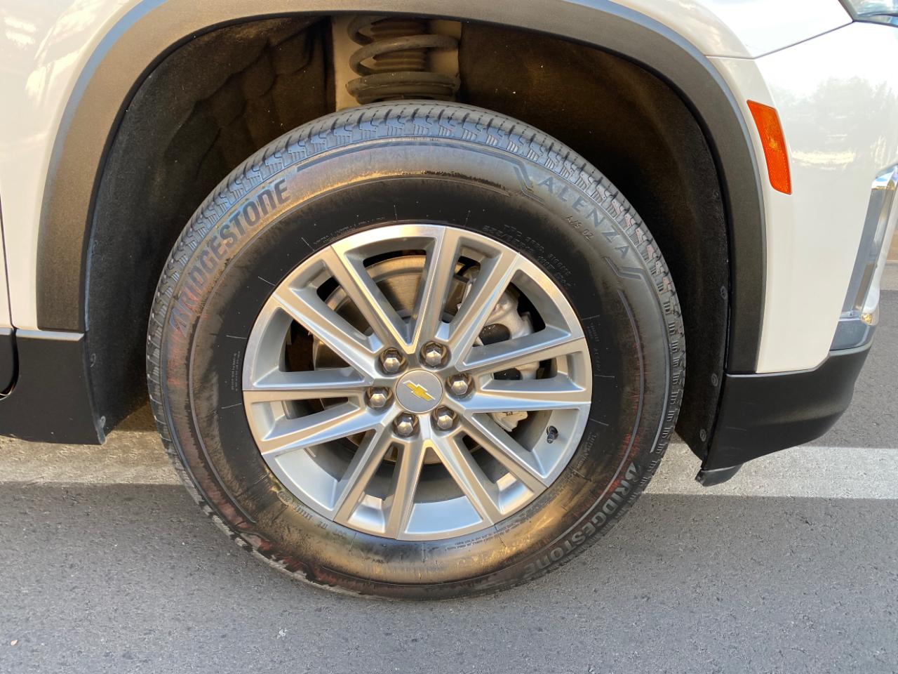 Chevrolet Traverse FWD 4dr LT Cloth w/1LT 2023