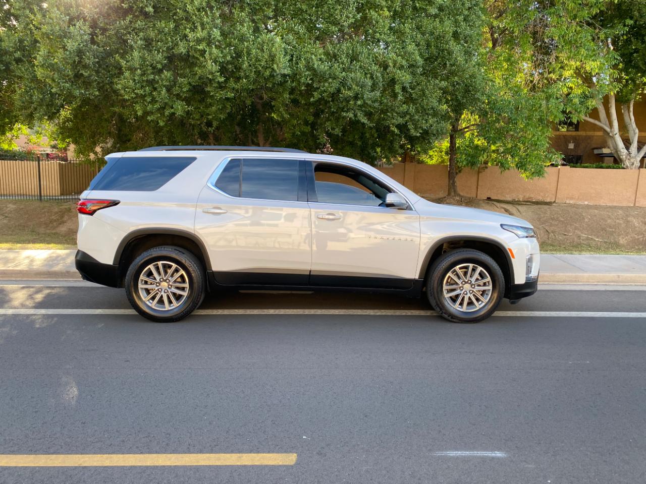 Chevrolet Traverse FWD 4dr LT Cloth w/1LT 2023