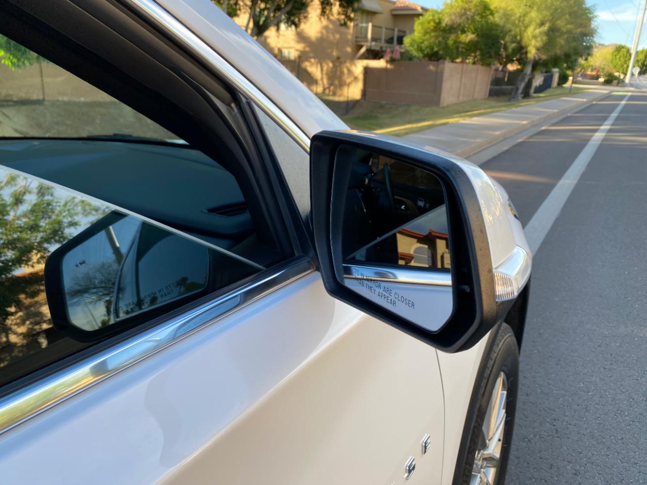 Chevrolet Traverse FWD 4dr LT Cloth w/1LT 2023