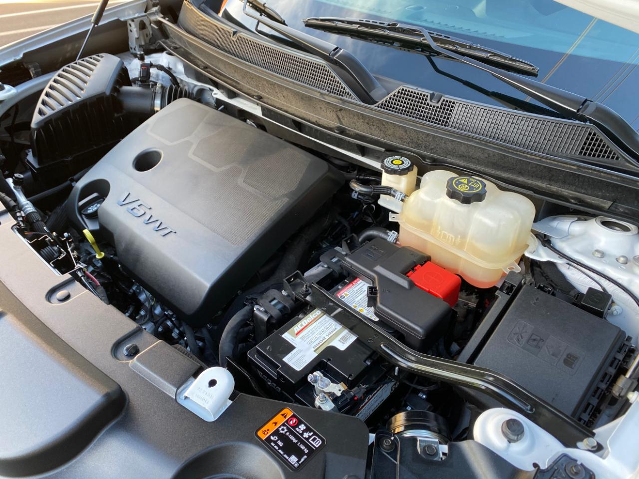 Chevrolet Traverse FWD 4dr LT Cloth w/1LT 2023