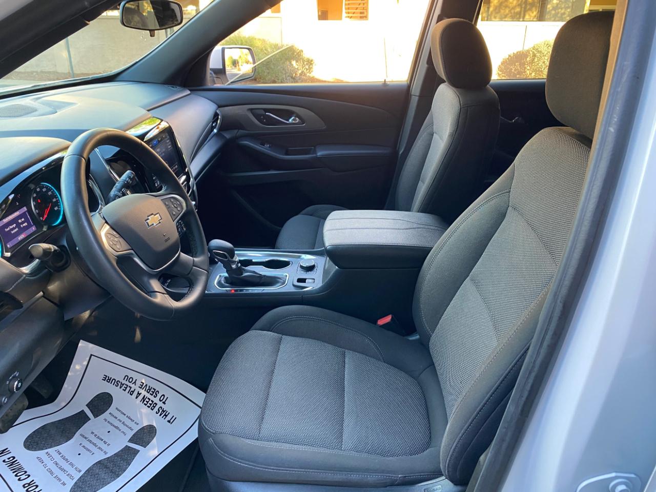 Chevrolet Traverse FWD 4dr LT Cloth w/1LT 2023