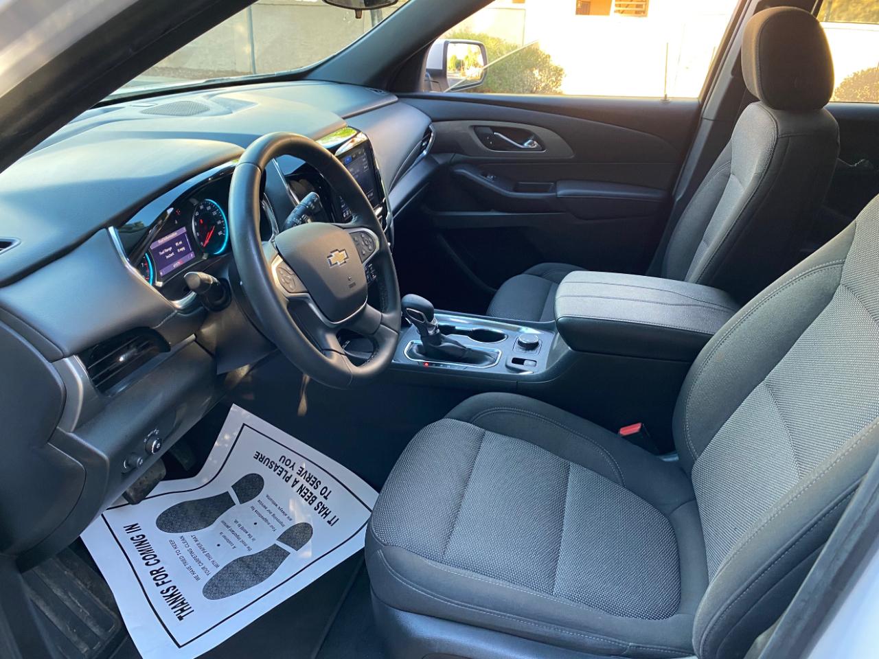 Chevrolet Traverse FWD 4dr LT Cloth w/1LT 2023