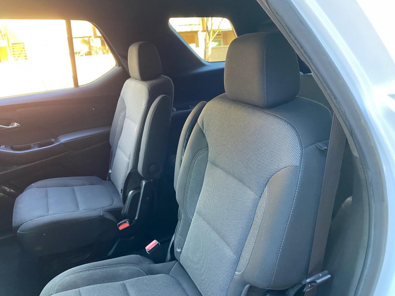 Chevrolet Traverse FWD 4dr LT Cloth w/1LT 2023