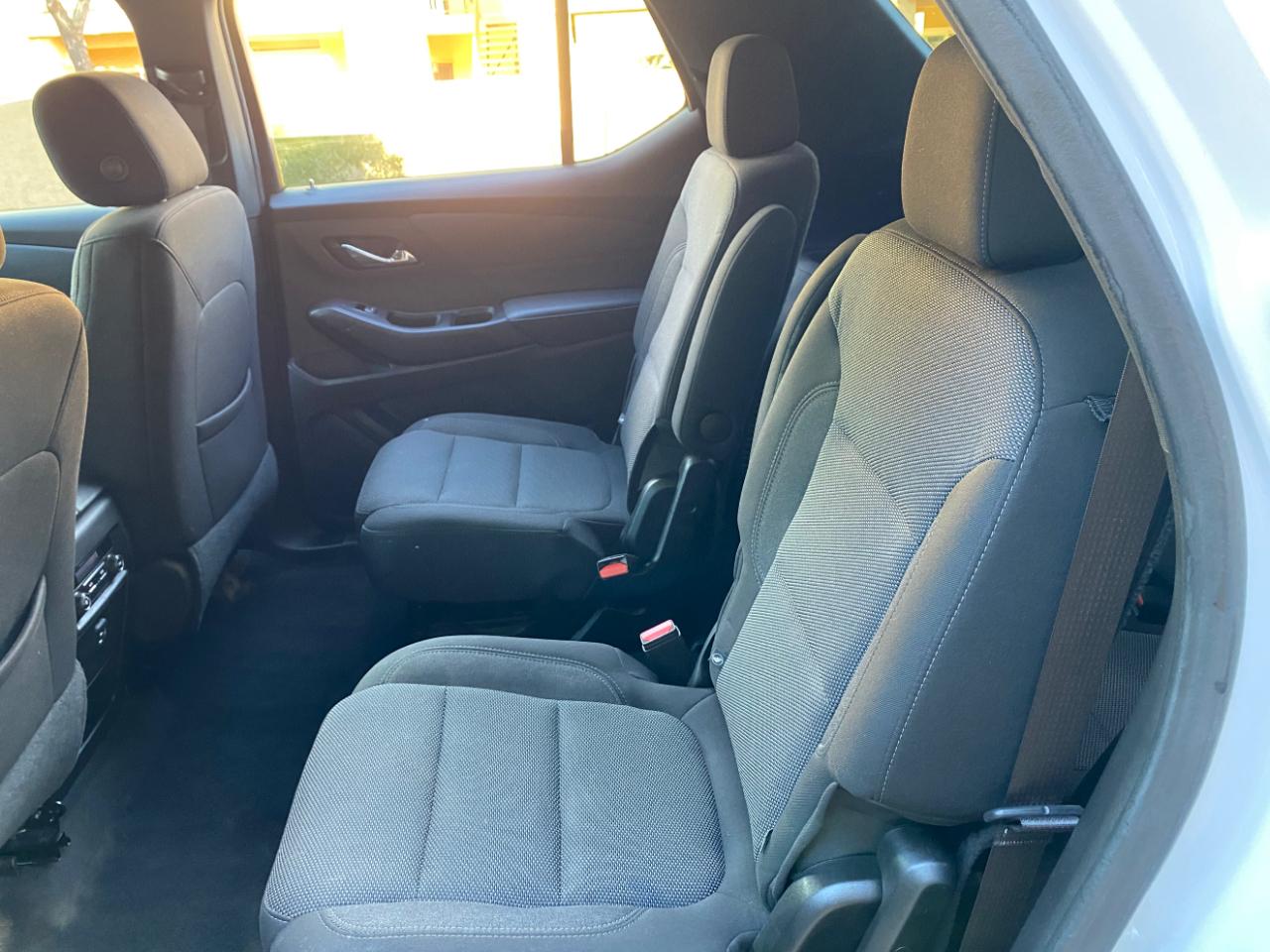 Chevrolet Traverse FWD 4dr LT Cloth w/1LT 2023