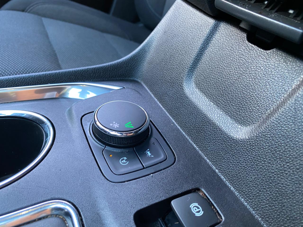 Chevrolet Traverse FWD 4dr LT Cloth w/1LT 2023