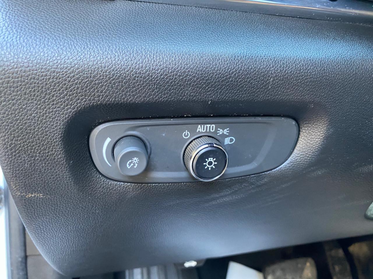 Chevrolet Traverse FWD 4dr LT Cloth w/1LT 2023