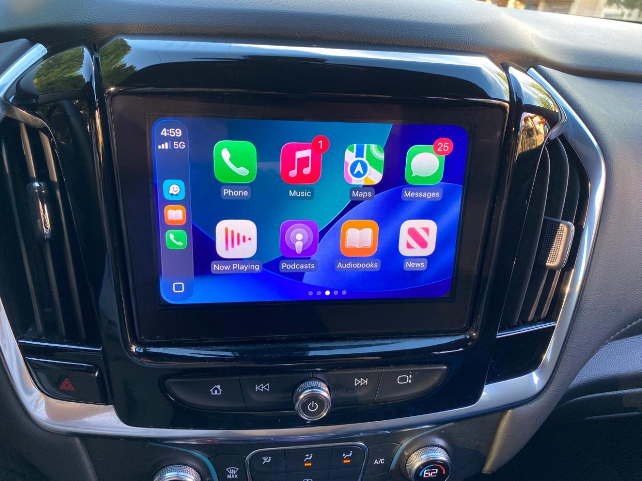 Chevrolet Traverse FWD 4dr LT Cloth w/1LT 2023