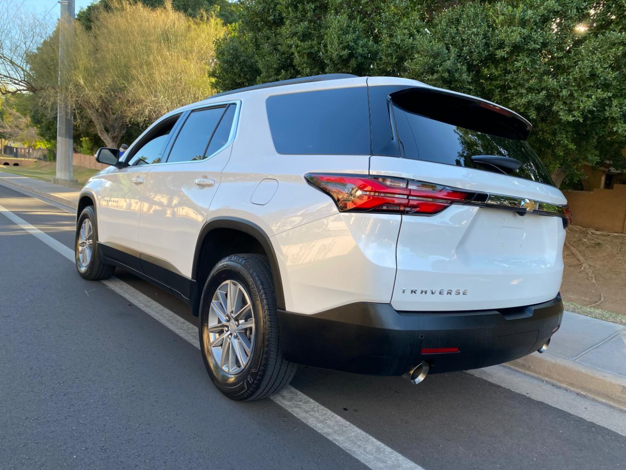 Chevrolet Traverse FWD 4dr LT Cloth w/1LT 2023