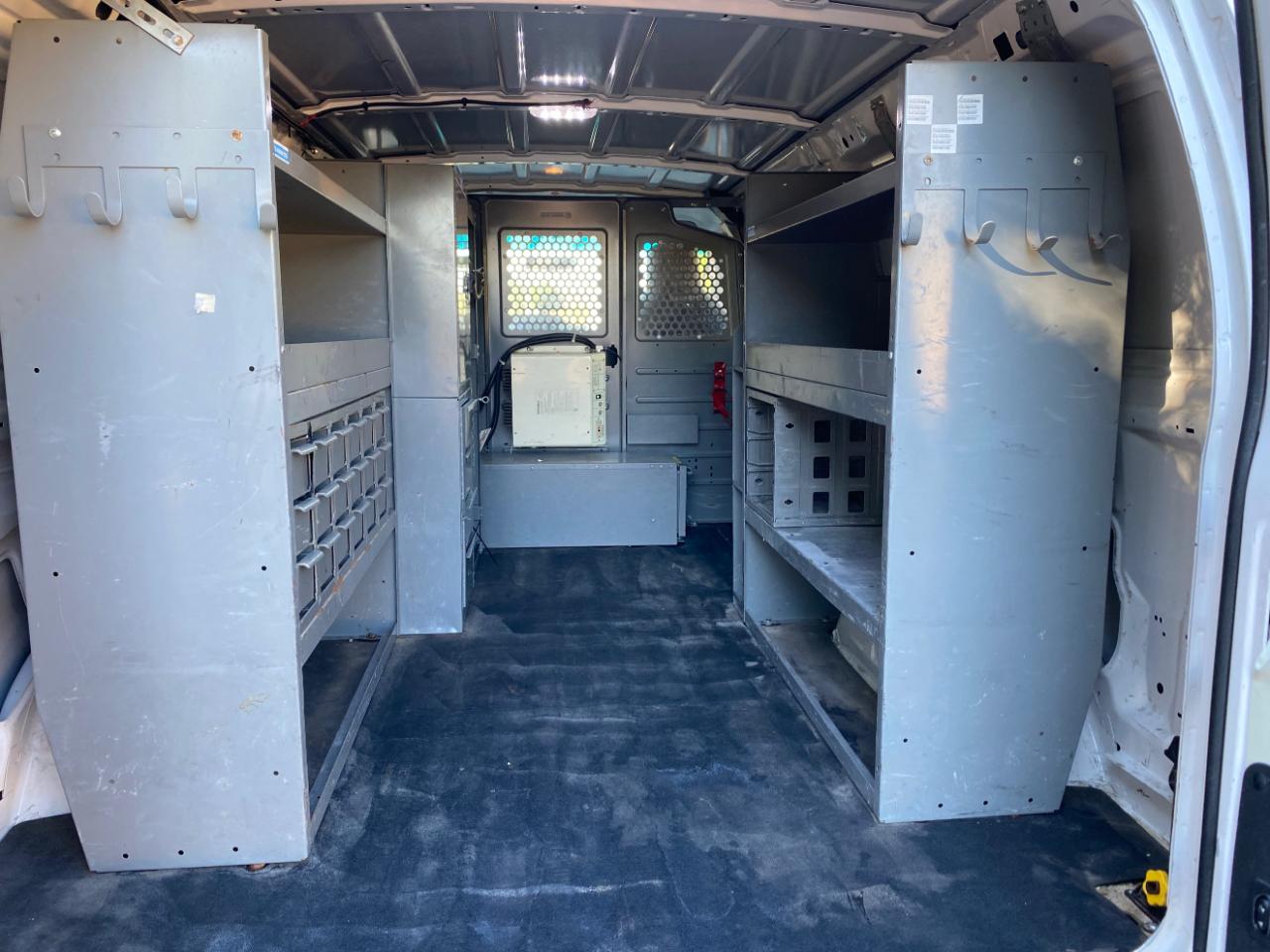 Ford Econoline Cargo Van E-250 2013