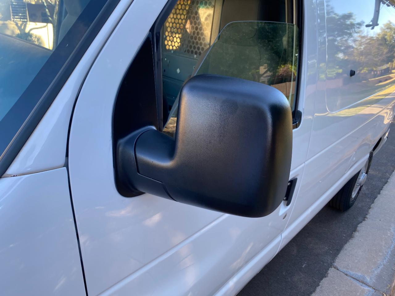 Ford Econoline Cargo Van E-250 2013