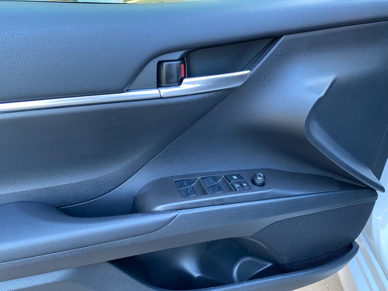 Toyota Camry LE Auto (Natl) 2024