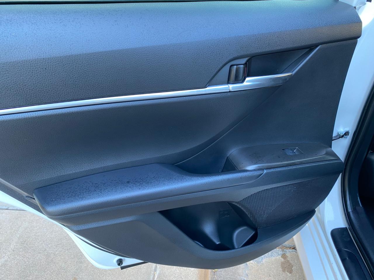 Toyota Camry LE Auto (Natl) 2024