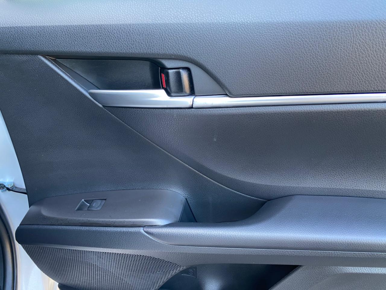 Toyota Camry LE Auto (Natl) 2024