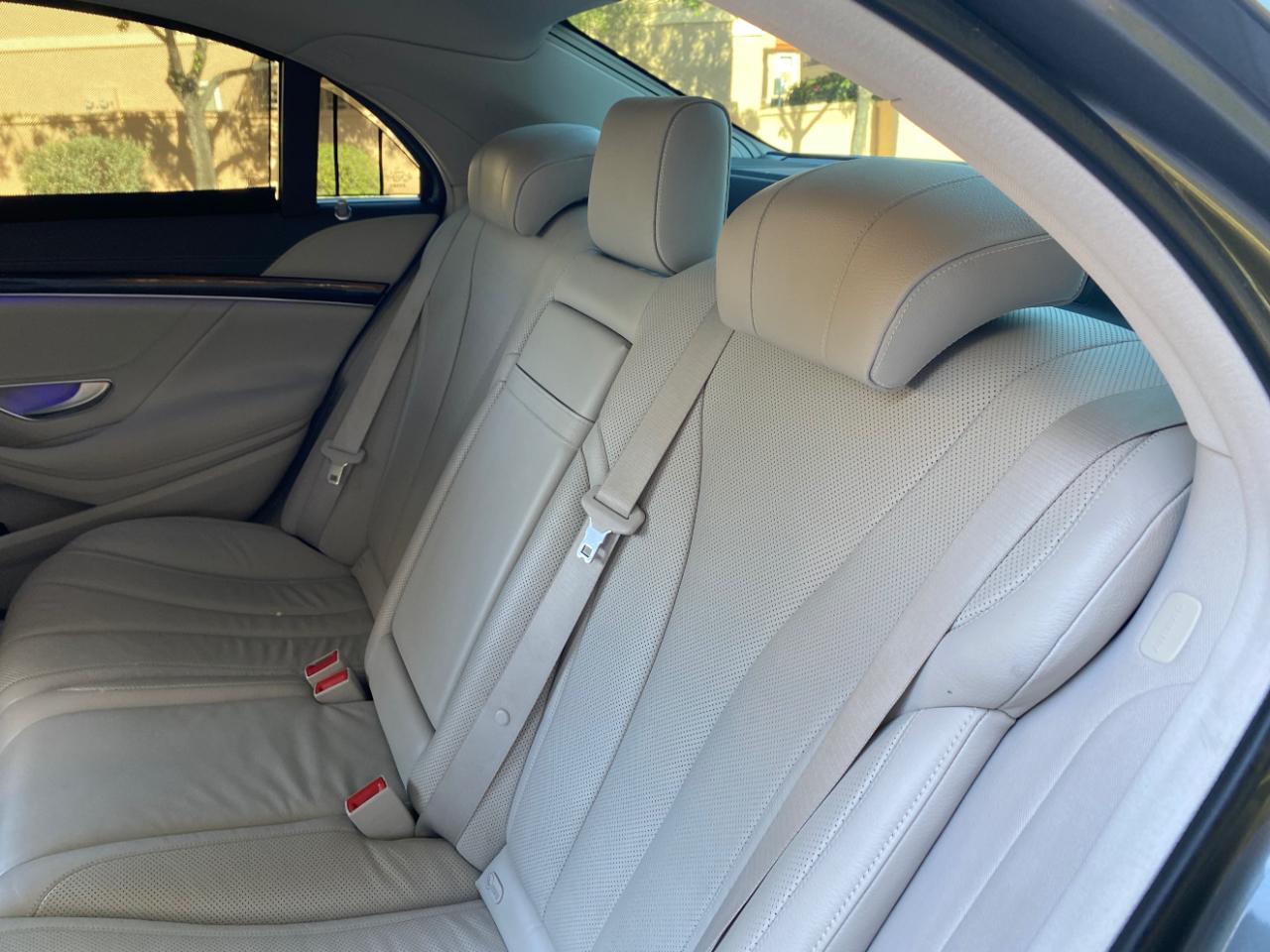 Mercedes-Benz S-Class 4dr Sdn S 550 4MATIC 2016