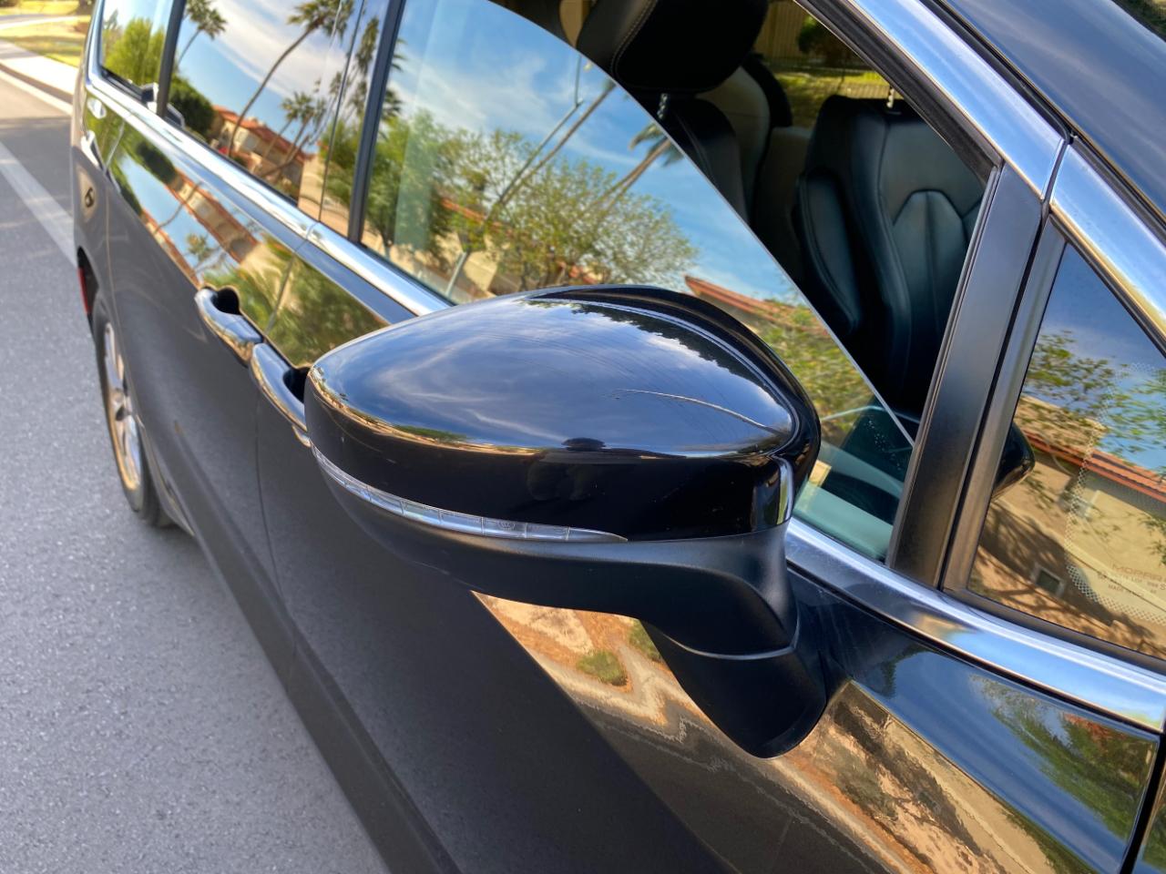 Chrysler Pacifica Hybrid Touring L FWD 2023