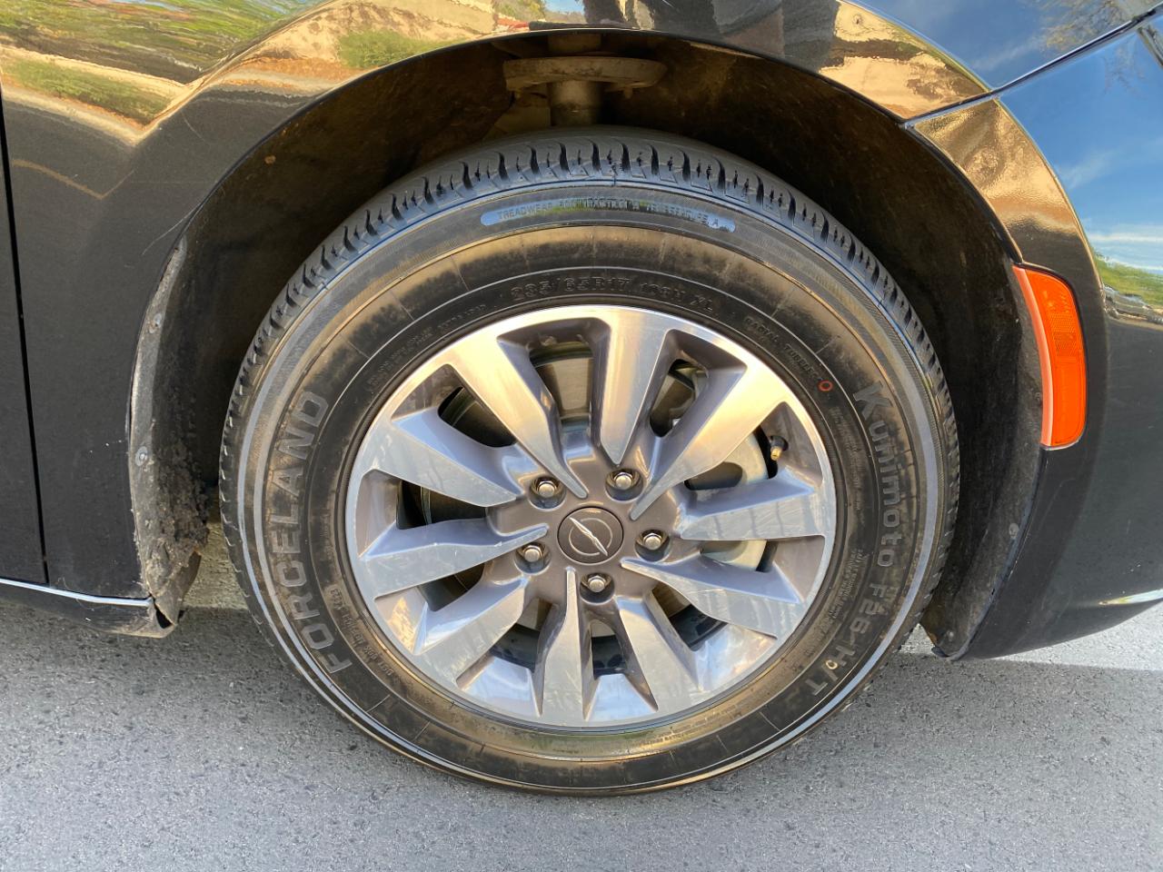 Chrysler Pacifica Hybrid Touring L FWD 2023