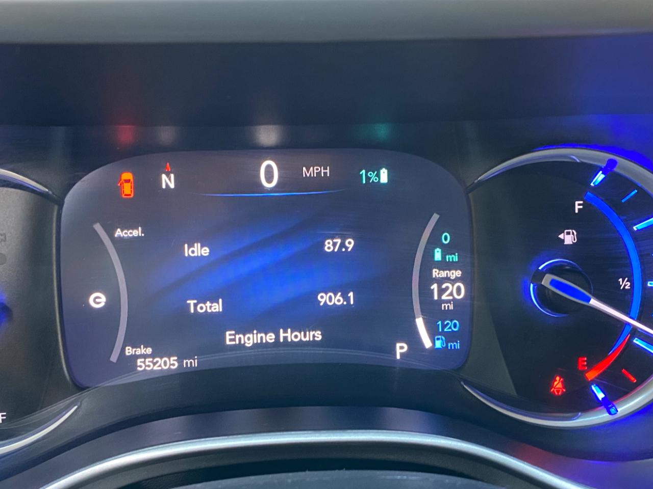 Chrysler Pacifica Hybrid Touring L FWD 2023