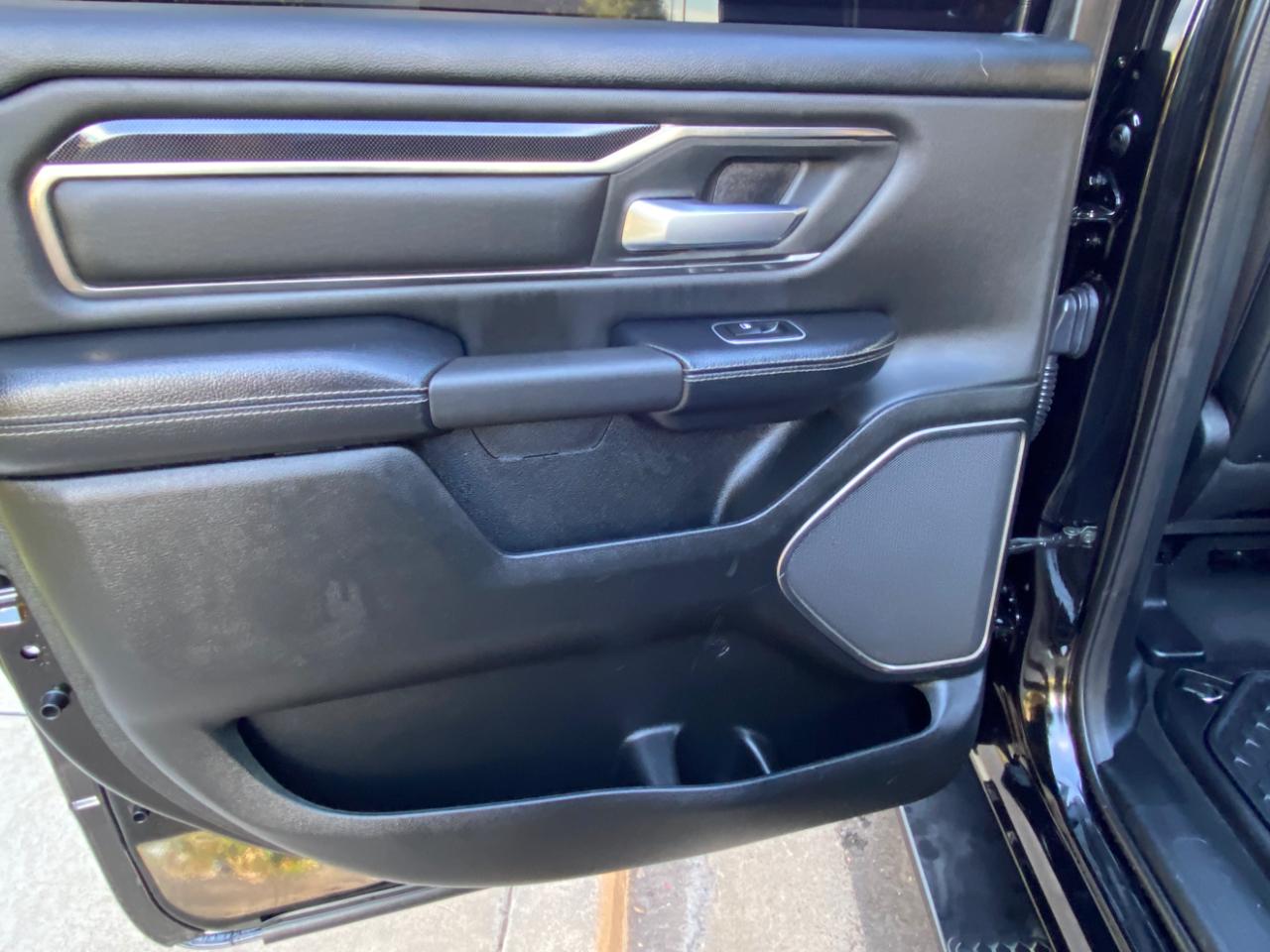 RAM 1500 Rebel 4x4 Crew Cab 5'7" Box 2020