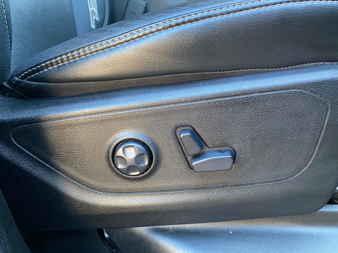 RAM 1500 Rebel 4x4 Crew Cab 5'7" Box 2020