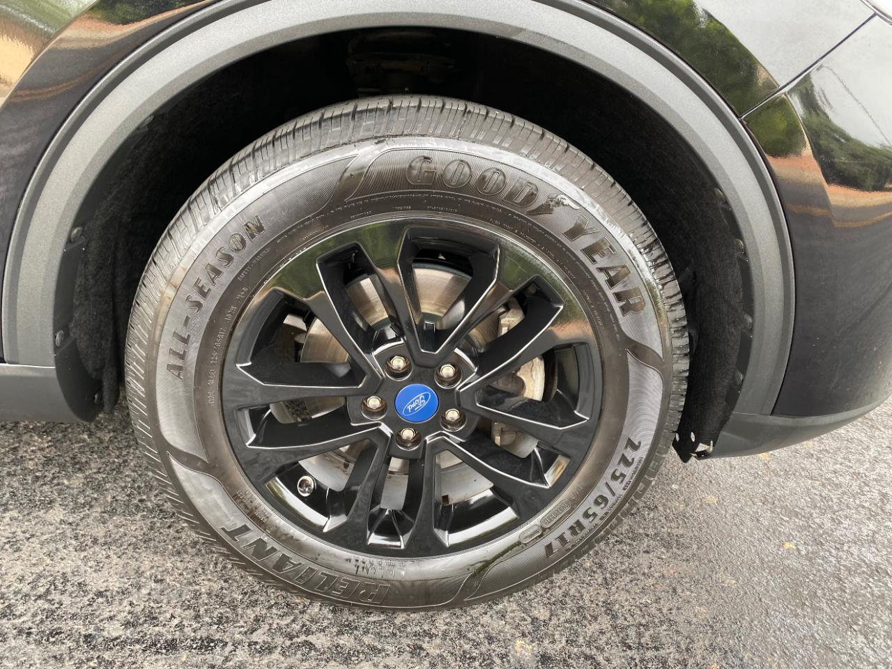 Ford Escape SE FWD 2022