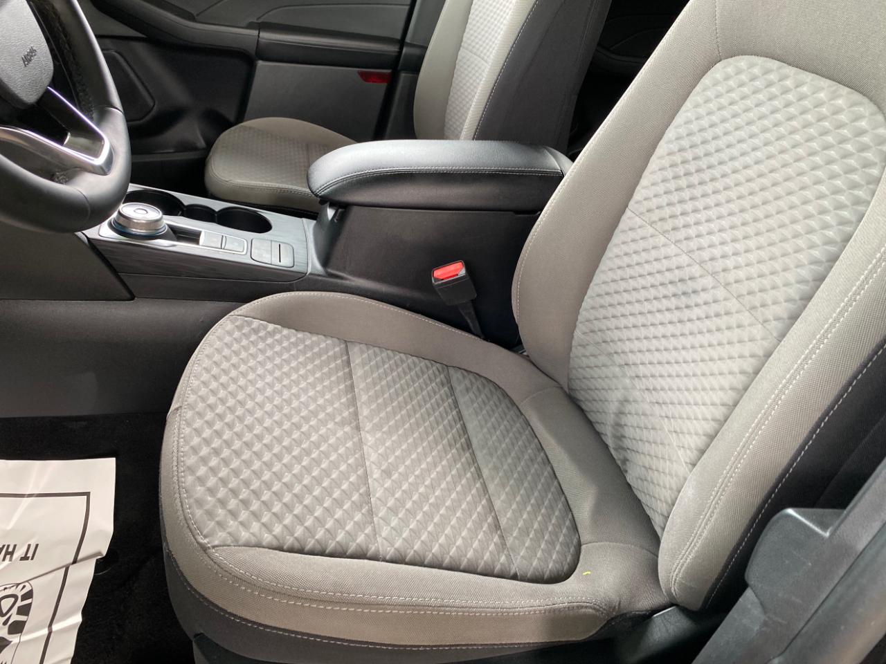 Ford Escape SE FWD 2022