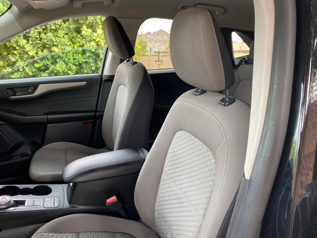 Ford Escape SE FWD 2022