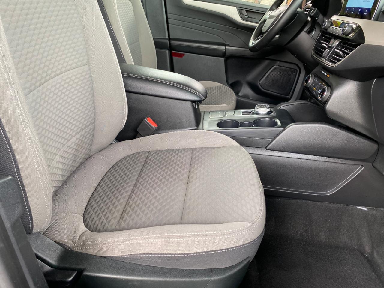 Ford Escape SE FWD 2022