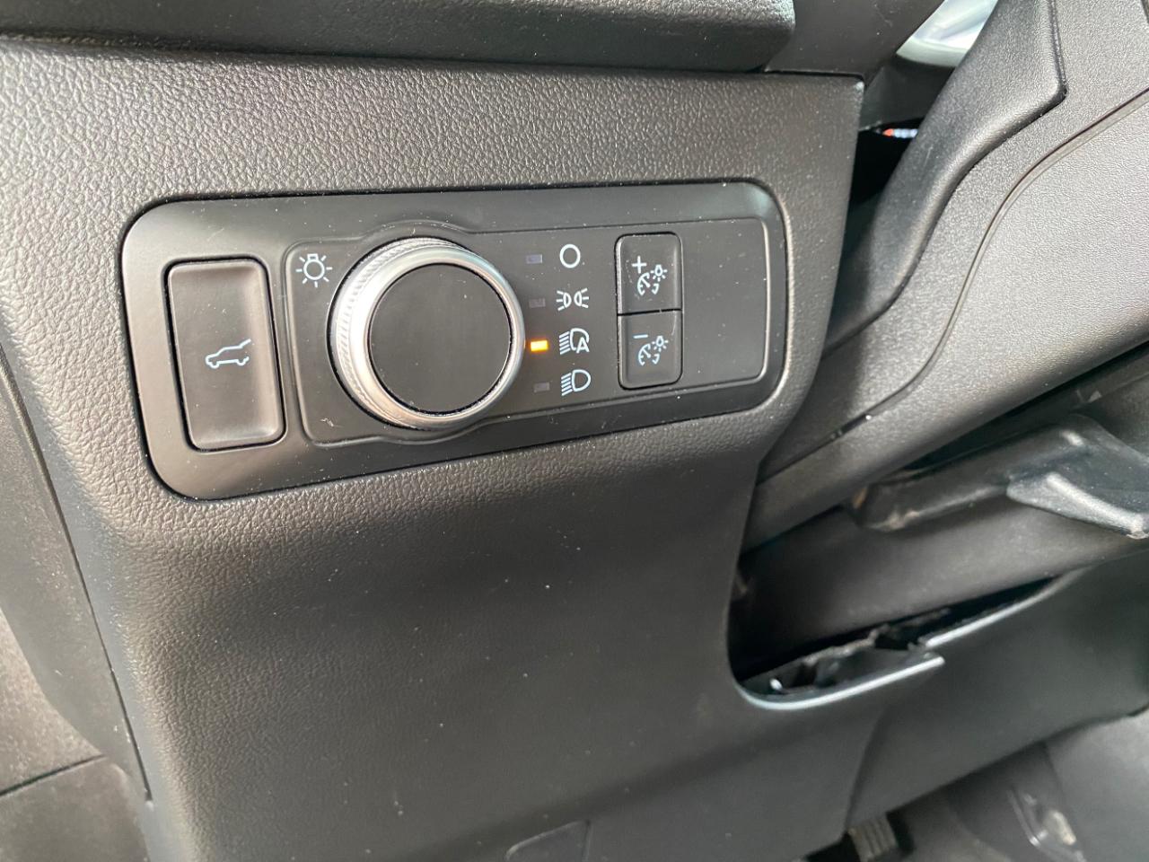 Ford Escape SE FWD 2022