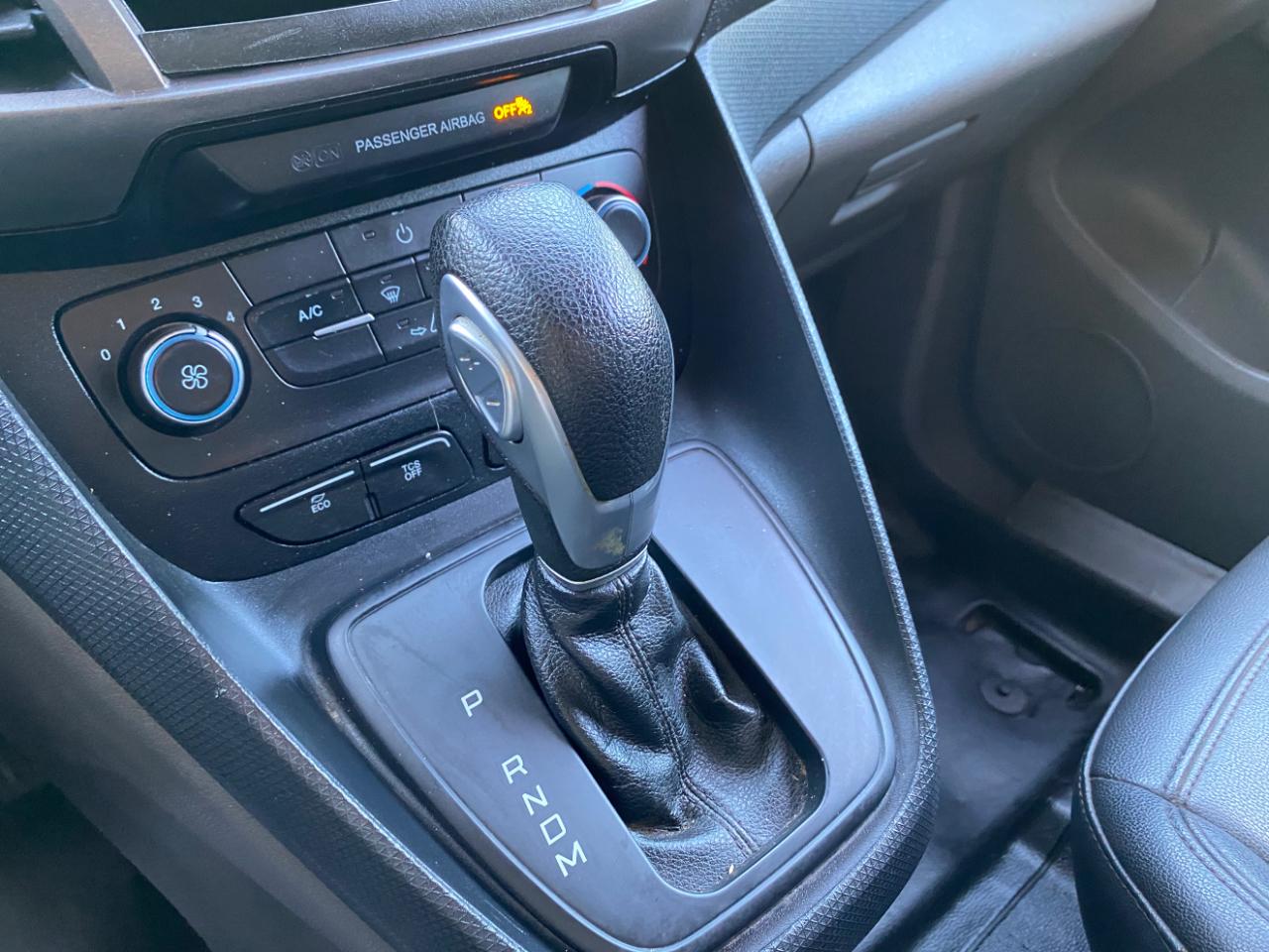 Ford Transit Connect Van XL LWB w/Rear Symmetrical Doors 2021