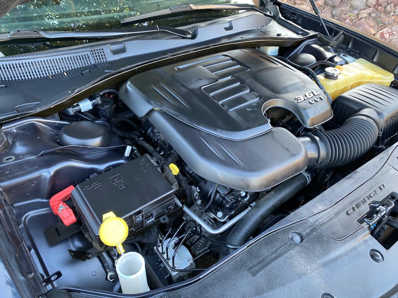 Dodge Charger SXT RWD 2019