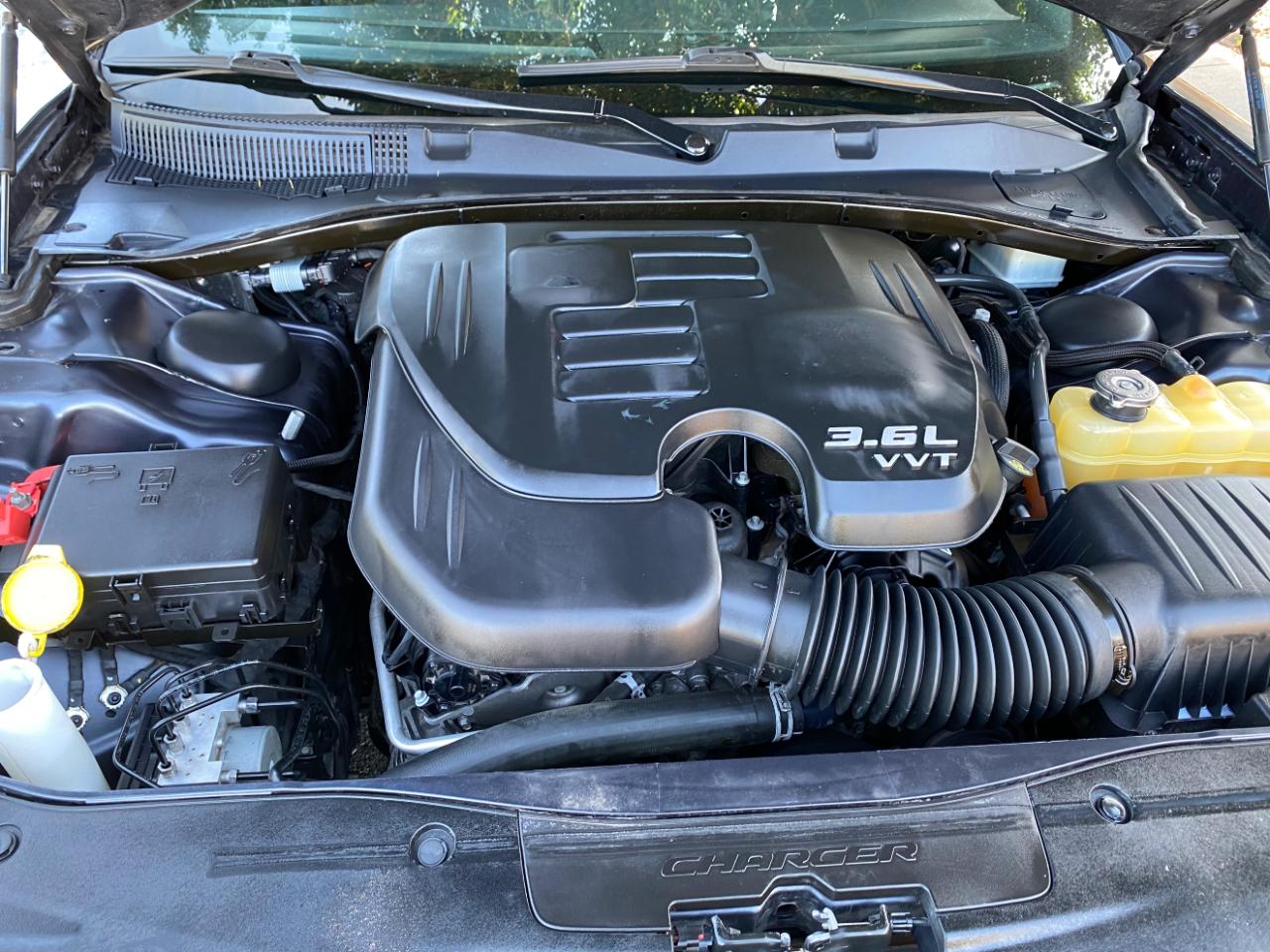 Dodge Charger SXT RWD 2019