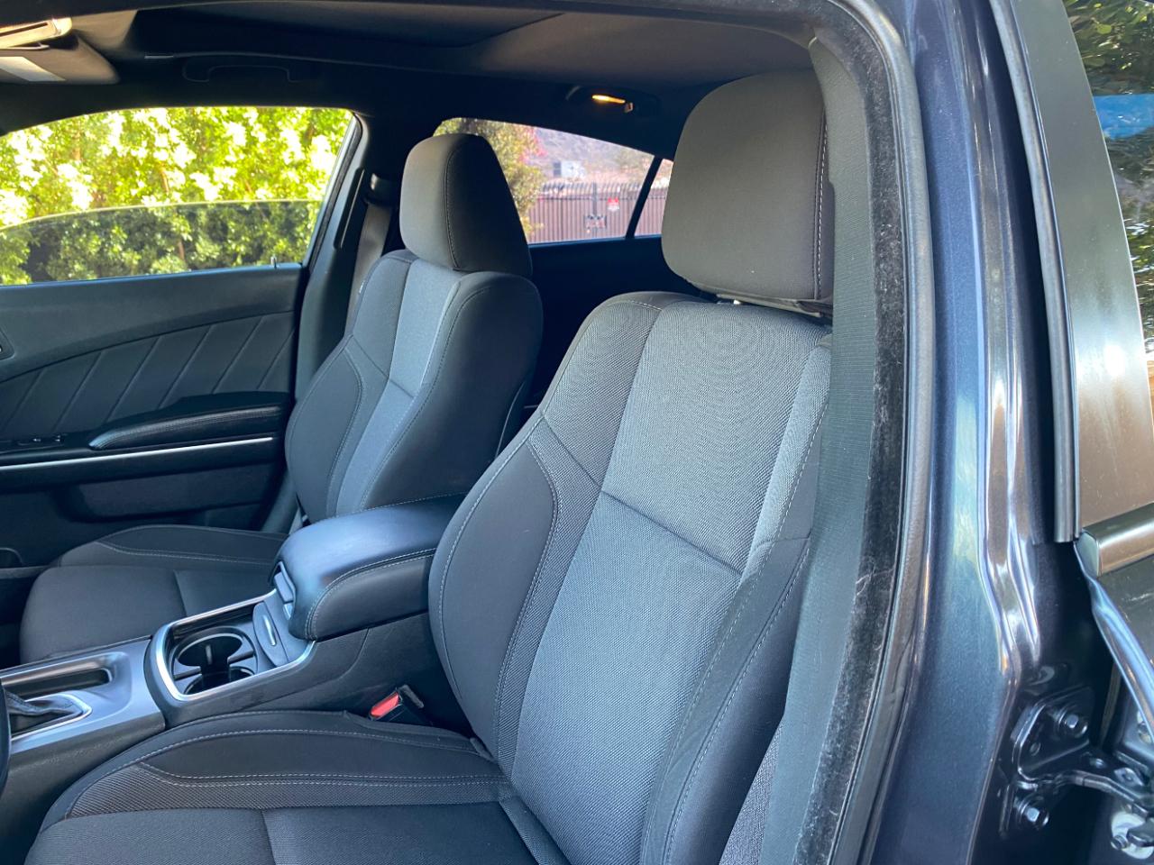 Dodge Charger SXT RWD 2019