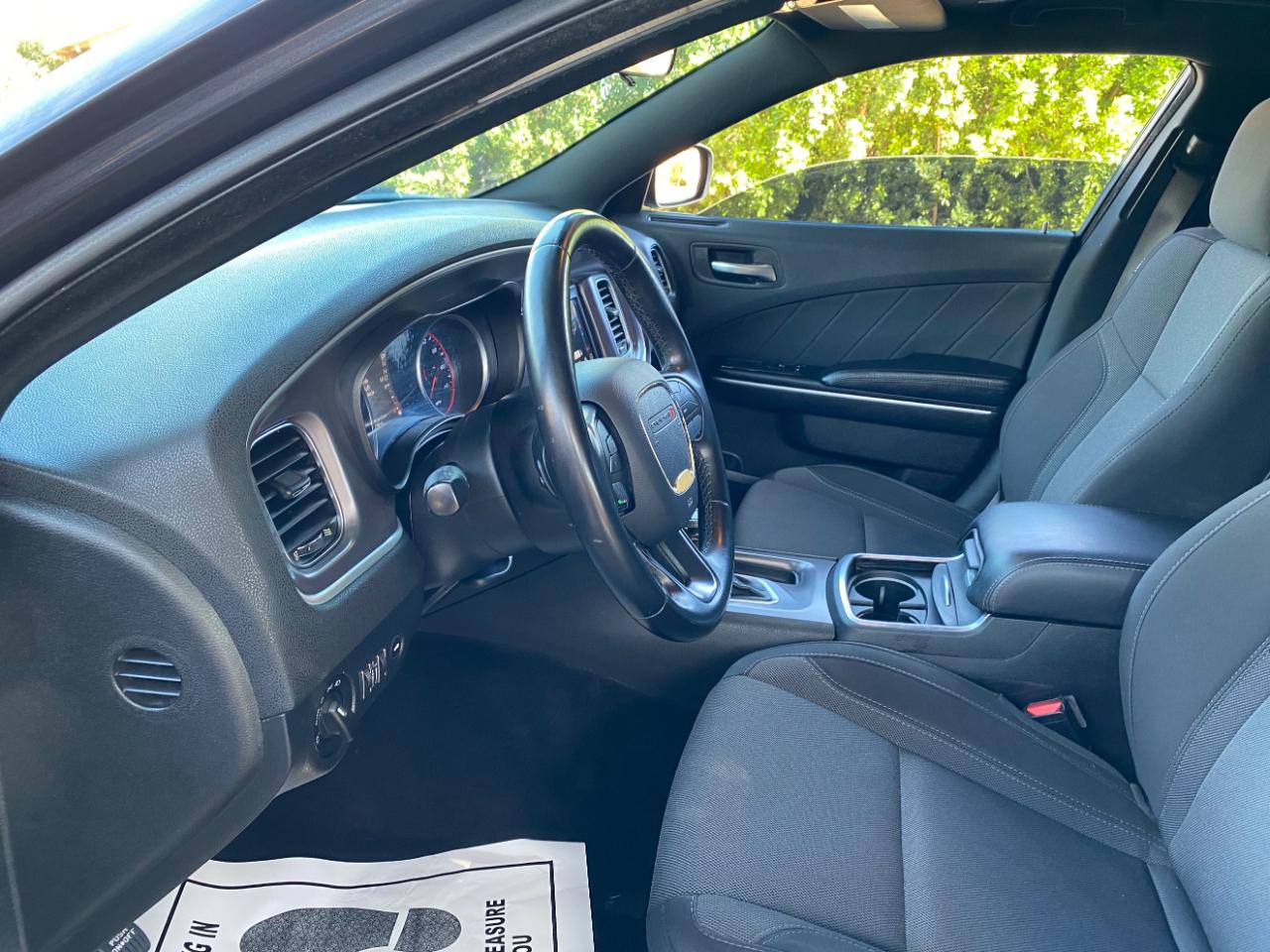 Dodge Charger SXT RWD 2019