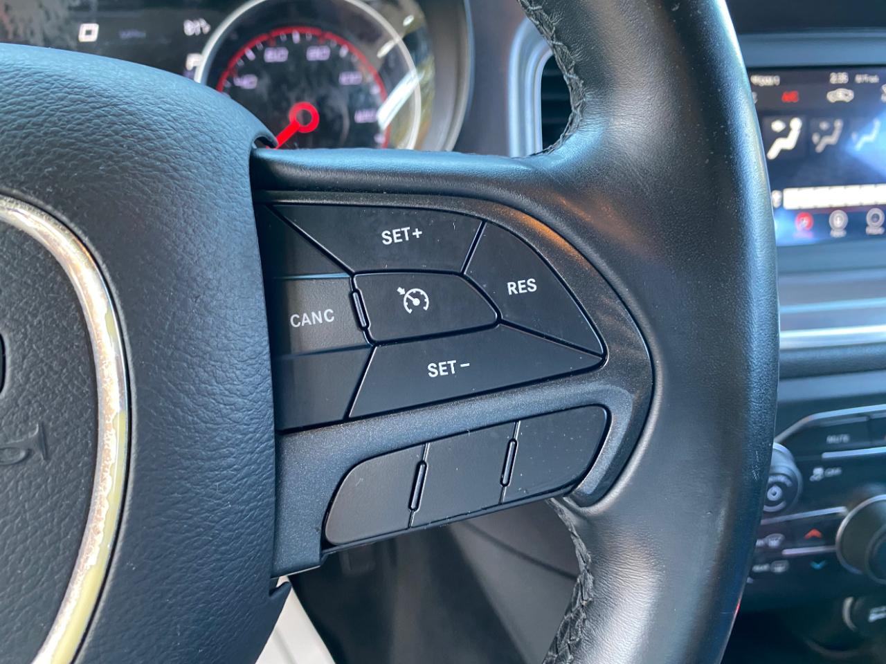 Dodge Charger SXT RWD 2019