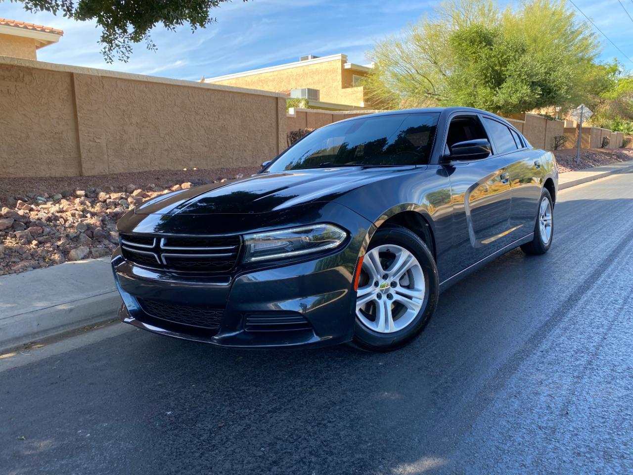Dodge Charger SXT RWD 2019