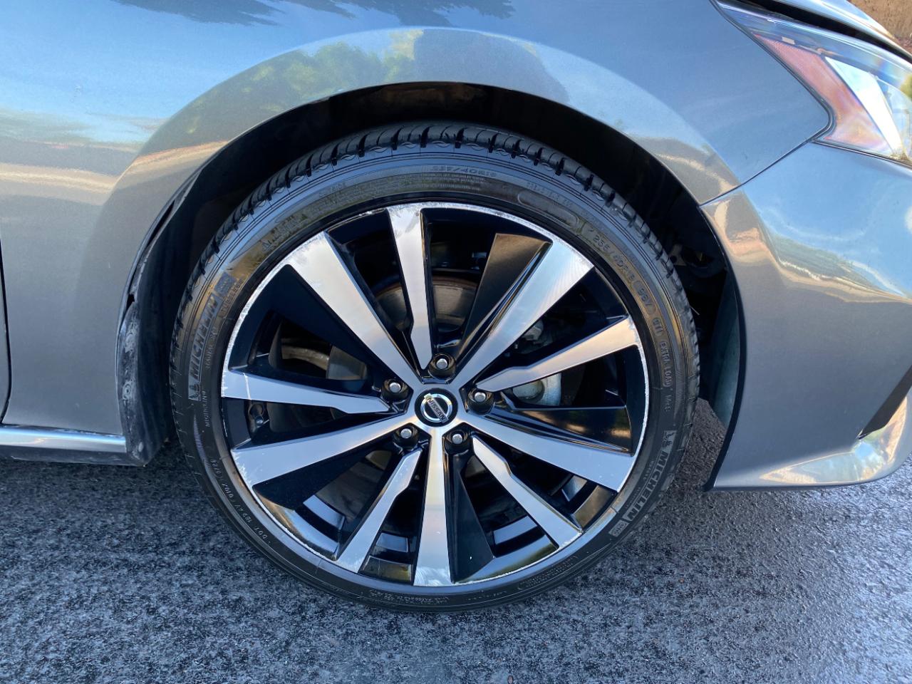 Nissan Altima 2.5 SR Sedan 2019