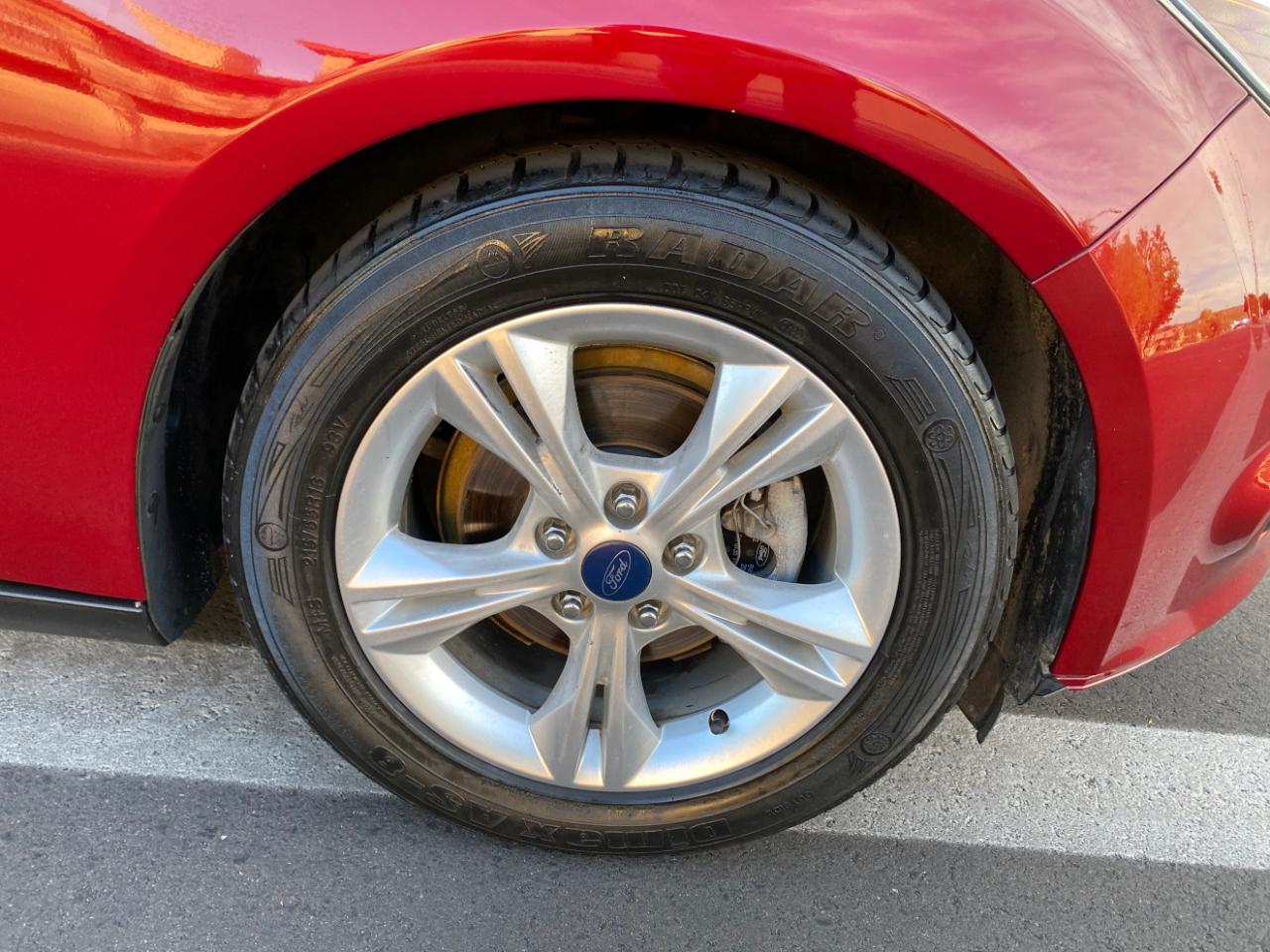 Ford Focus 5dr HB SE 2014