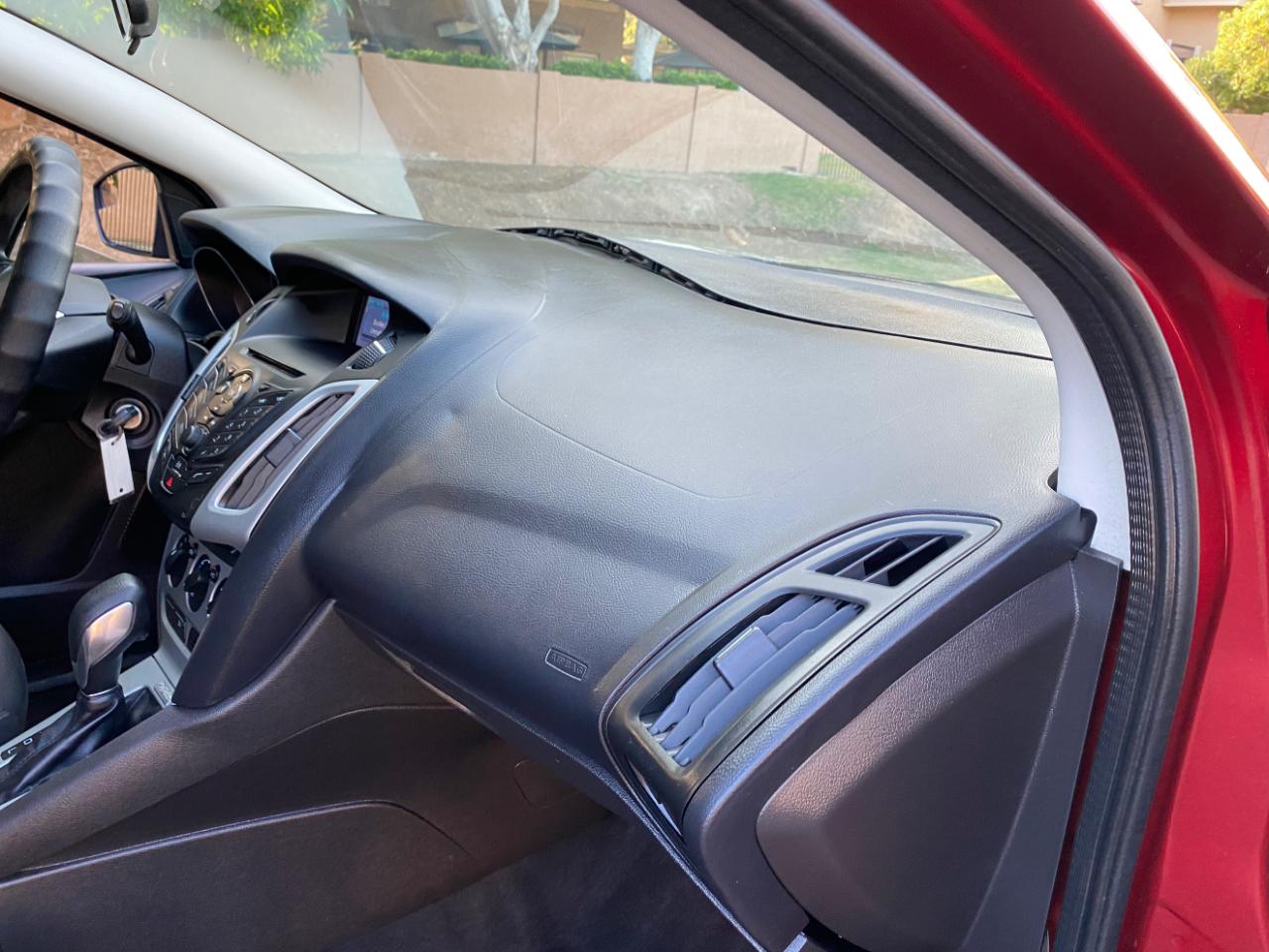 Ford Focus 5dr HB SE 2014