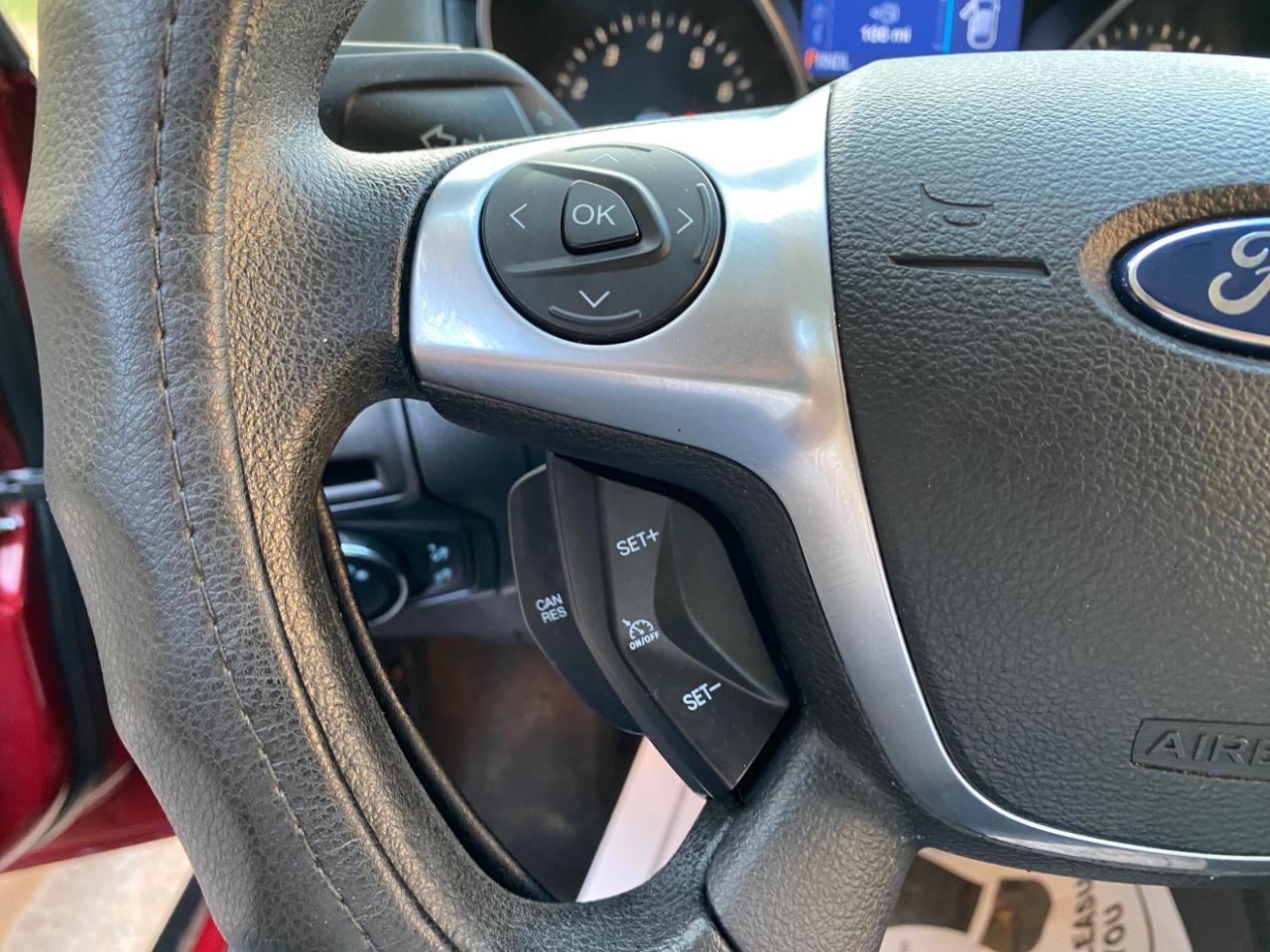 Ford Focus 5dr HB SE 2014