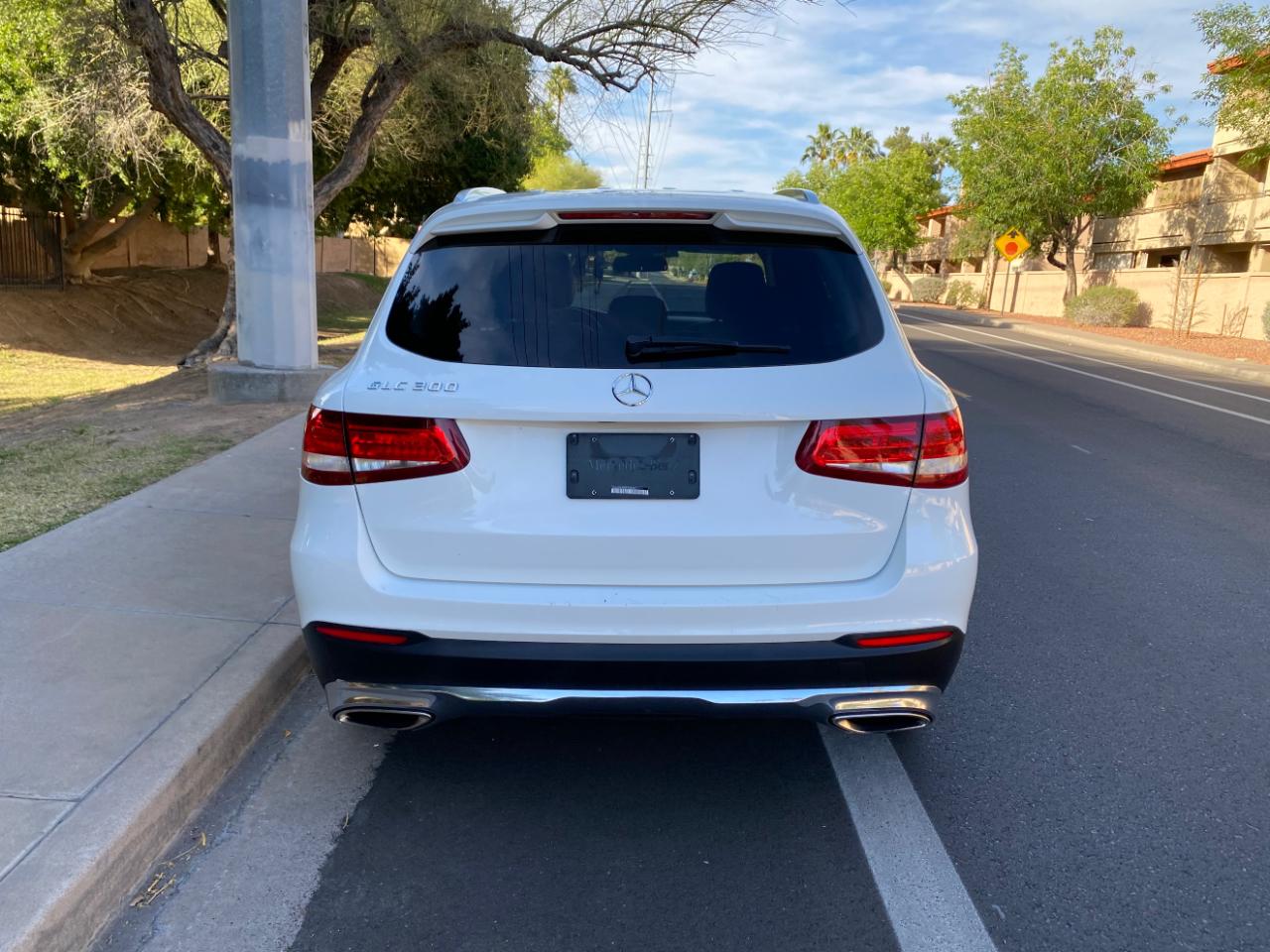 Mercedes-Benz GLC RWD 4dr GLC 300 2016