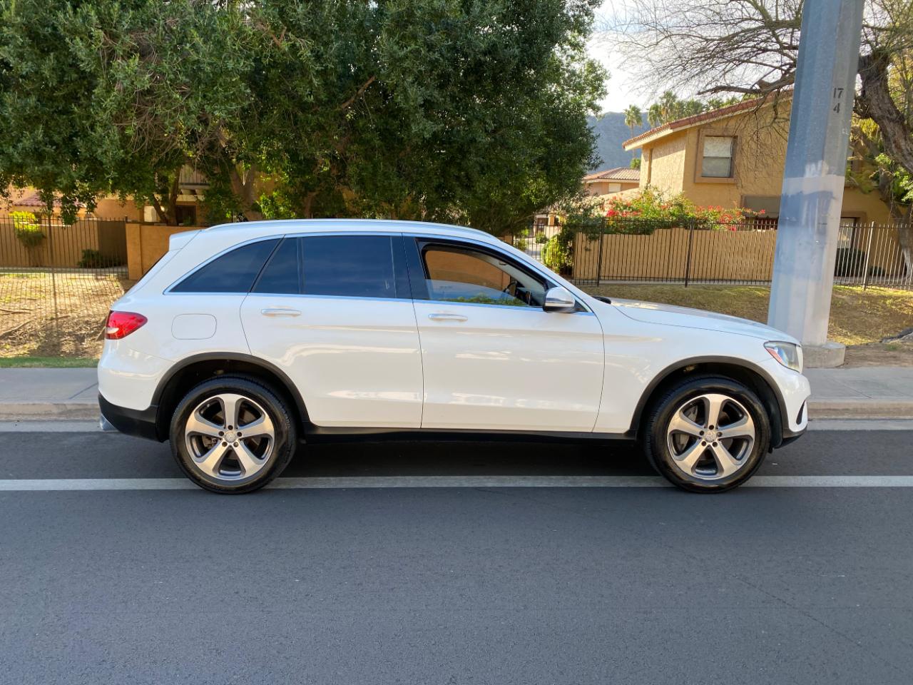 Mercedes-Benz GLC RWD 4dr GLC 300 2016