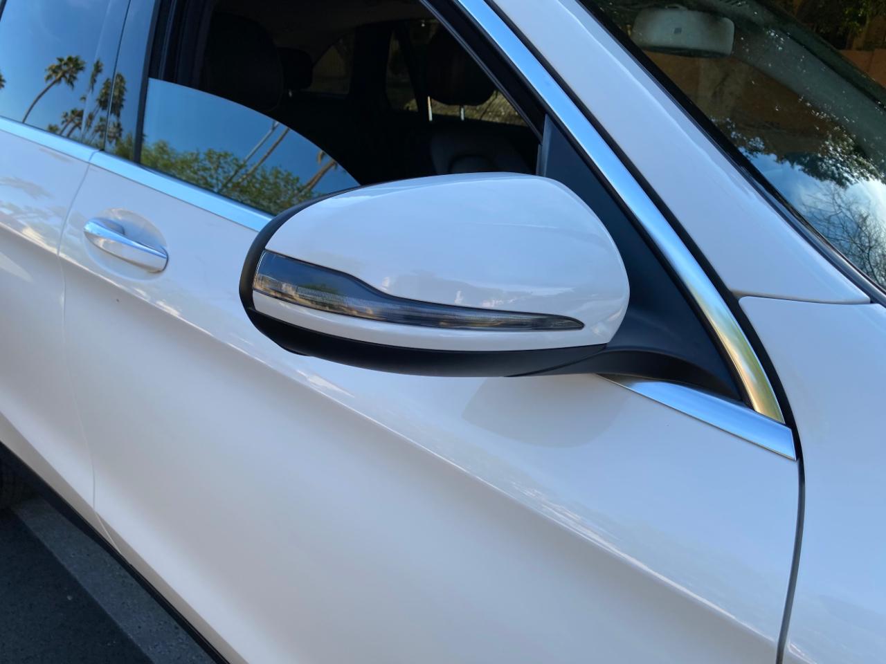 Mercedes-Benz GLC RWD 4dr GLC 300 2016